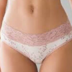 Soma Hipster with Lace Panties. NWT. Med